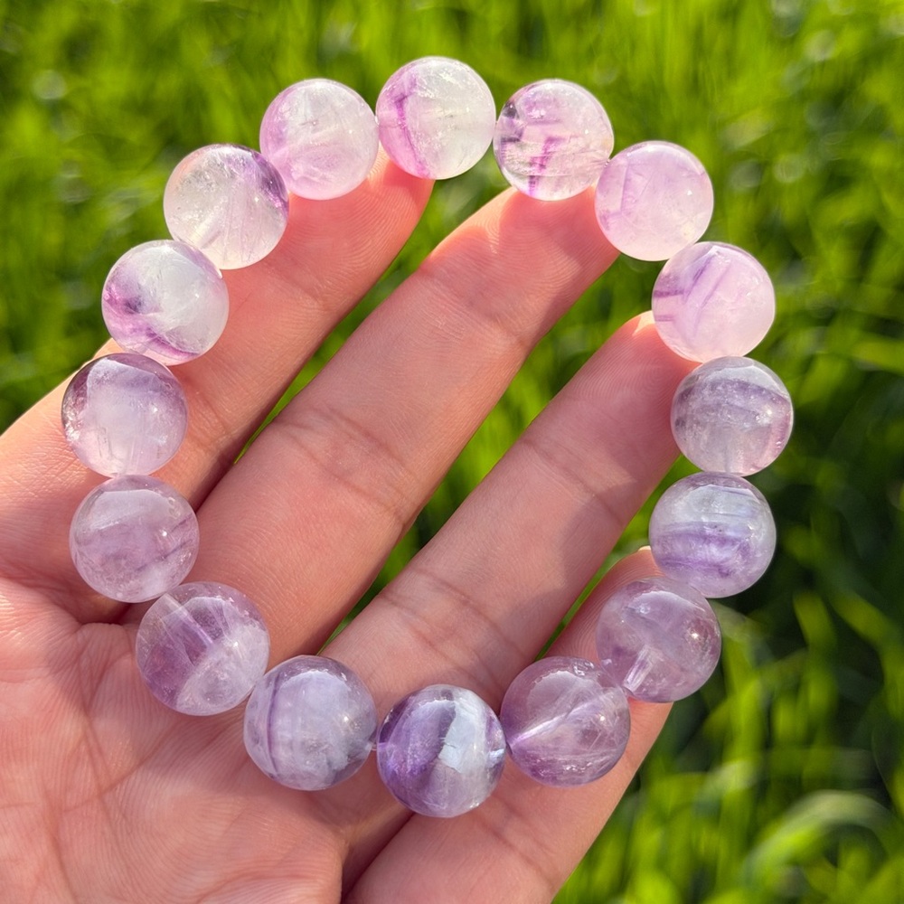 13mm stretchable‎ translucent purple fluorite bracelet 1152